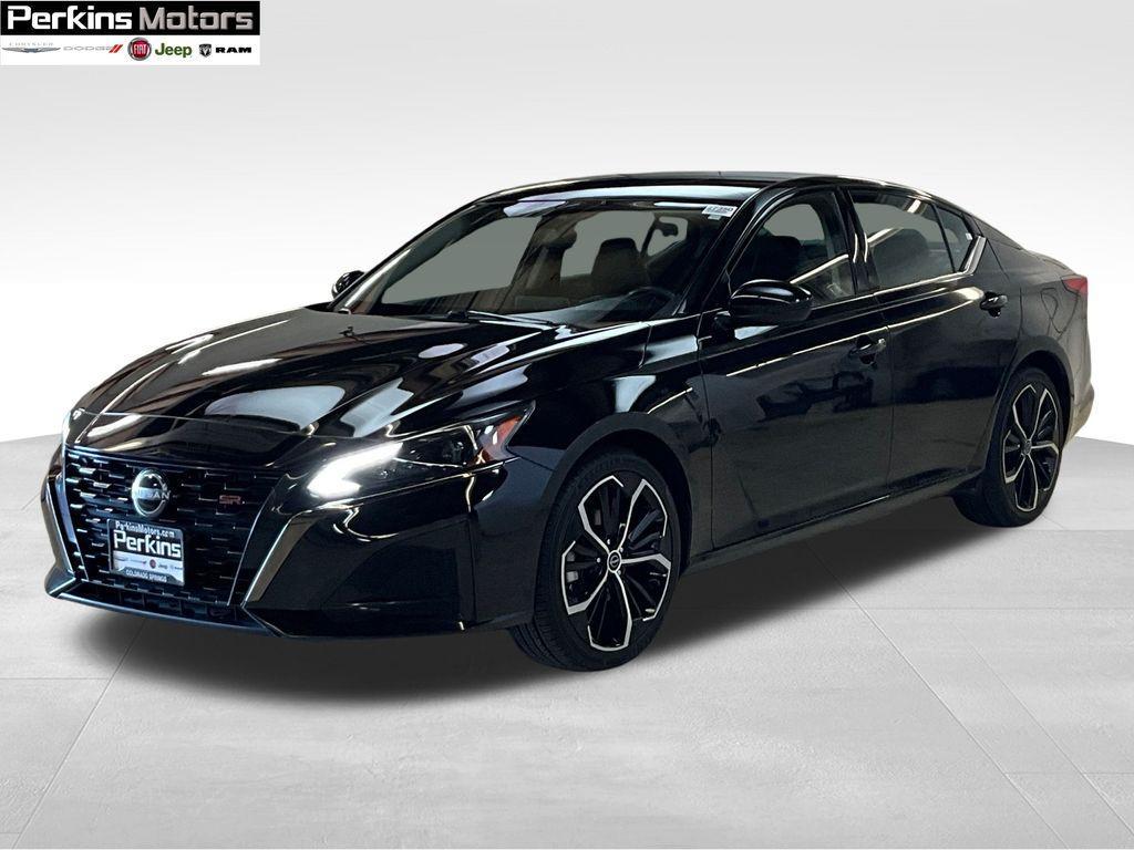 used 2023 Nissan Altima car, priced at $20,176