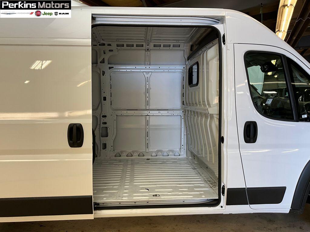 new 2025 Ram ProMaster 2500 car, priced at $45,251