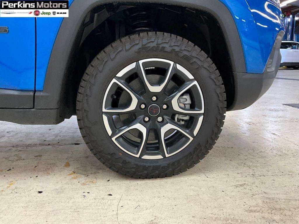 new 2025 Jeep Compass car, priced at $33,797