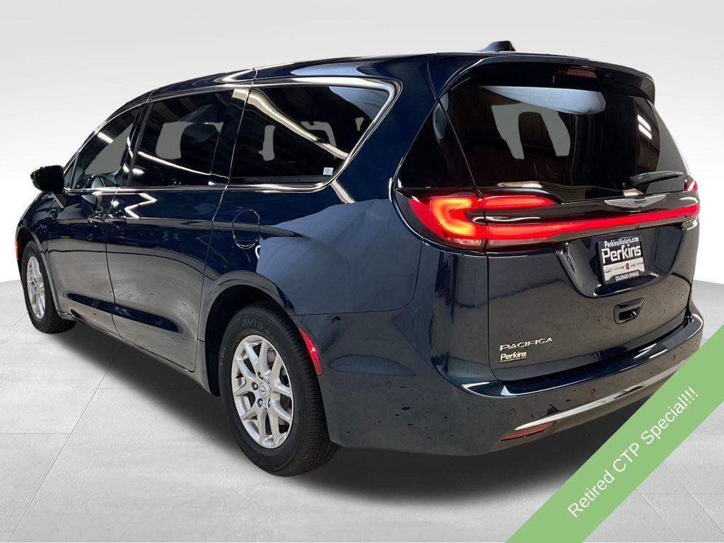 new 2025 Chrysler Pacifica car, priced at $39,167