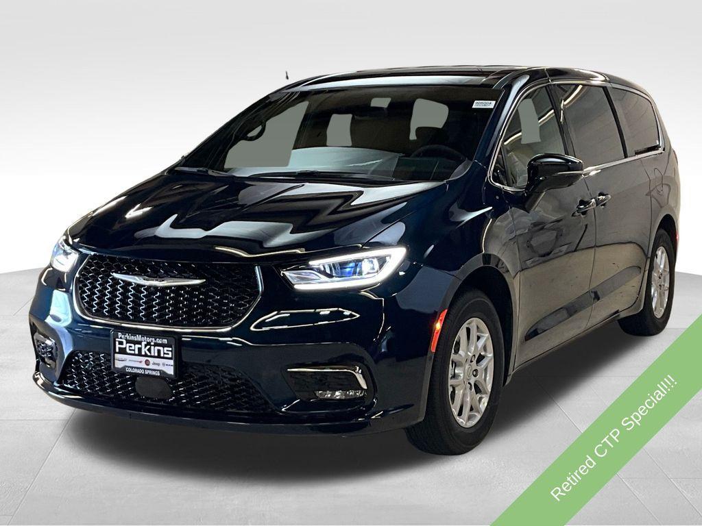new 2025 Chrysler Pacifica car, priced at $39,167
