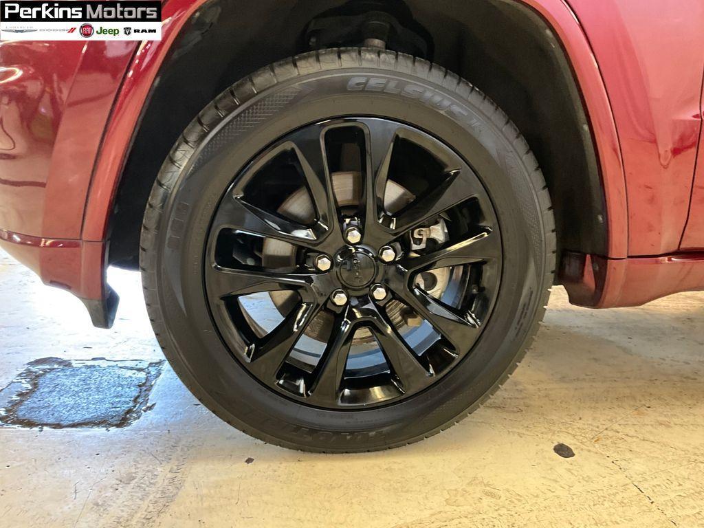 used 2021 Jeep Grand Cherokee car, priced at $25,794