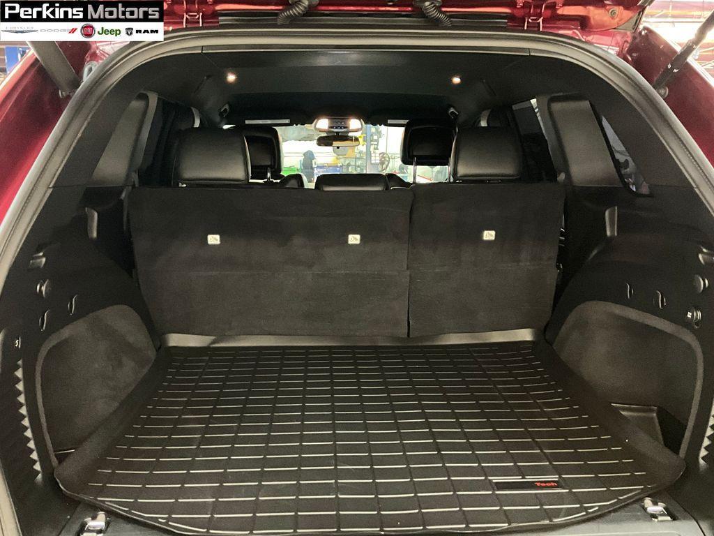 used 2021 Jeep Grand Cherokee car, priced at $25,794