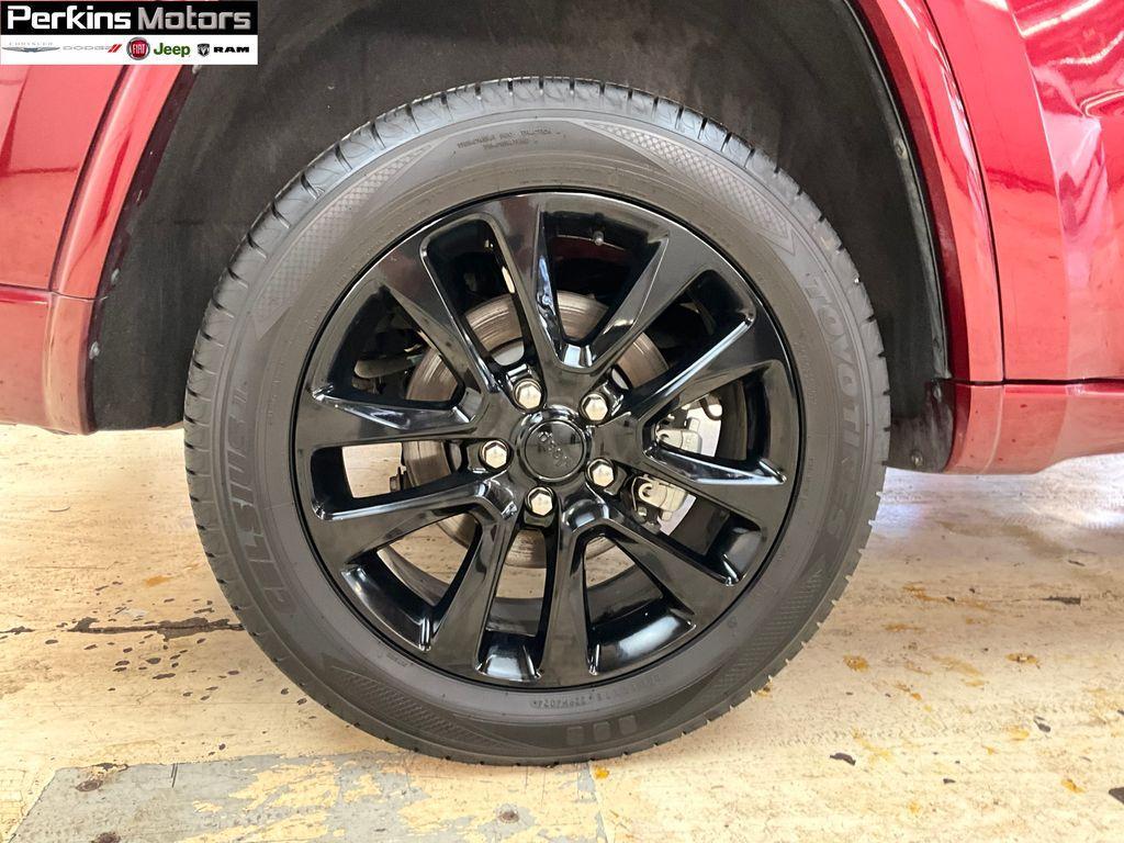 used 2021 Jeep Grand Cherokee car, priced at $25,794