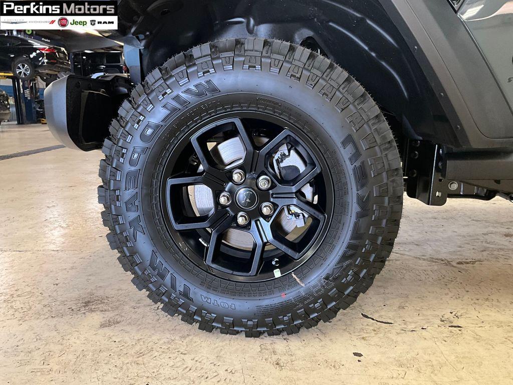new 2025 Jeep Wrangler car, priced at $49,052