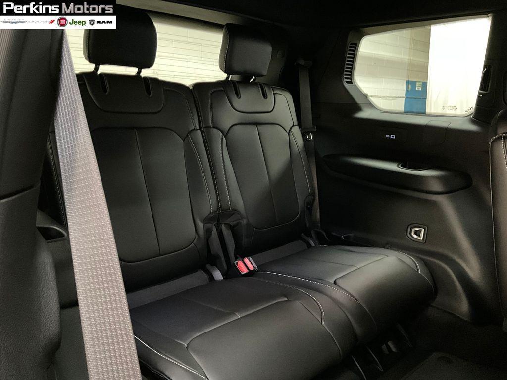 new 2025 Jeep Grand Cherokee L car, priced at $46,752