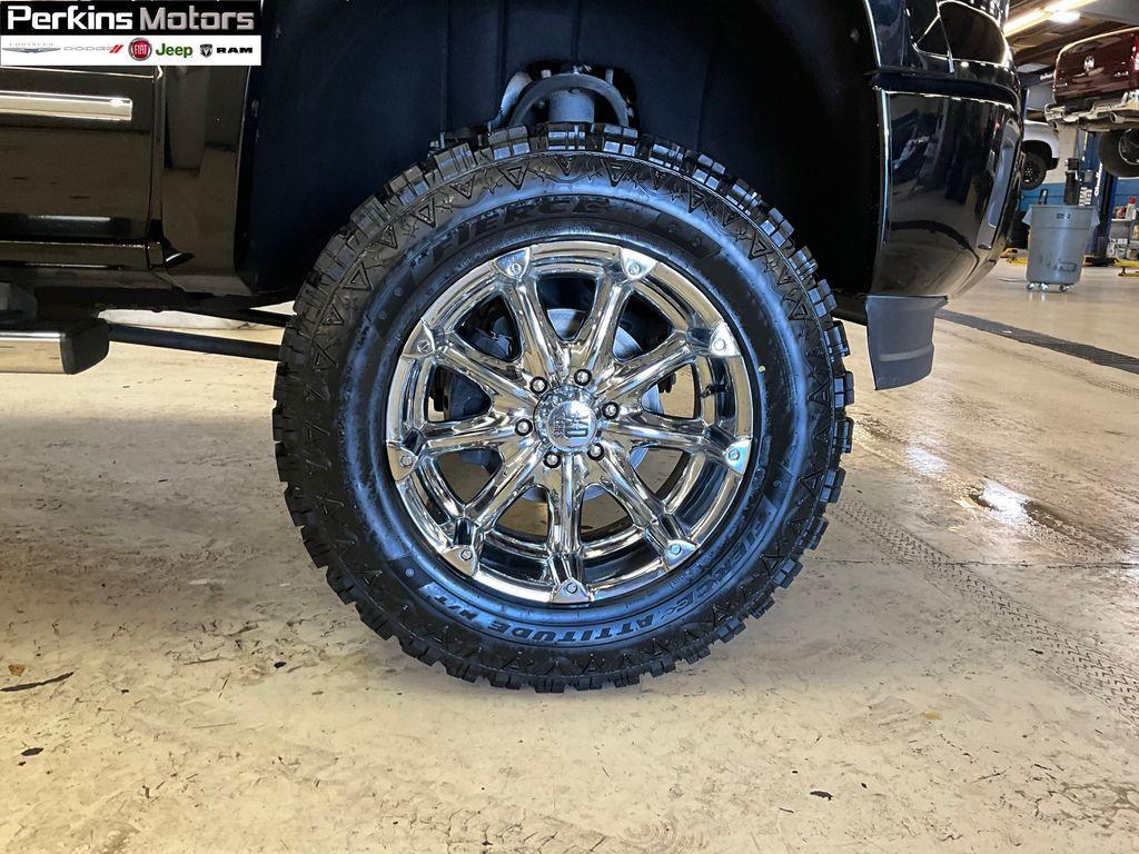 used 2015 GMC Sierra 1500 car, priced at $25,594