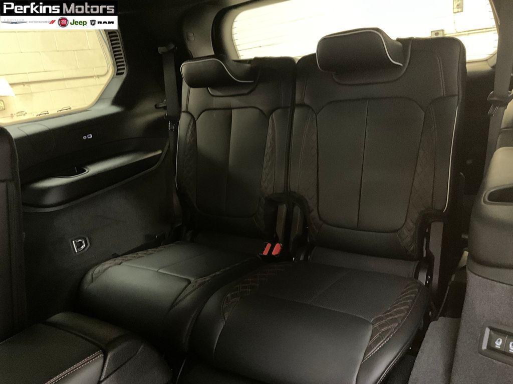 new 2025 Jeep Grand Cherokee L car, priced at $66,718