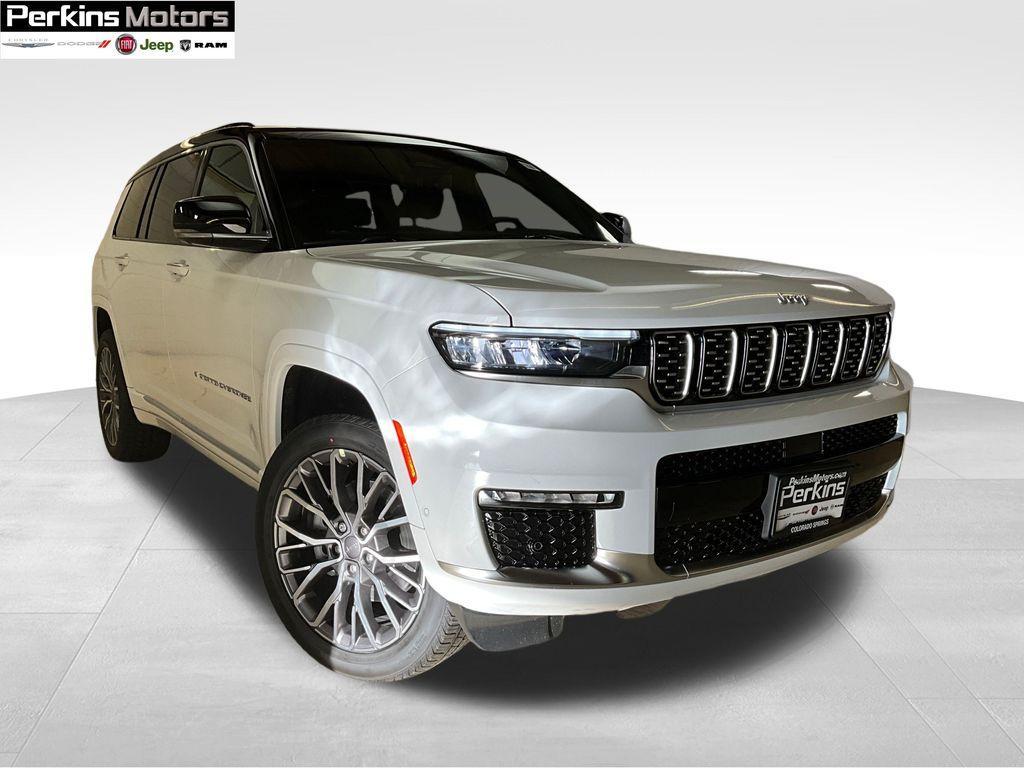 new 2025 Jeep Grand Cherokee L car, priced at $66,718