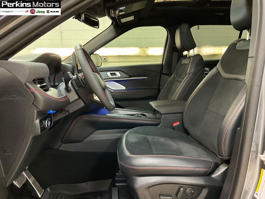 used 2025 Ford Explorer car, priced at $52,432