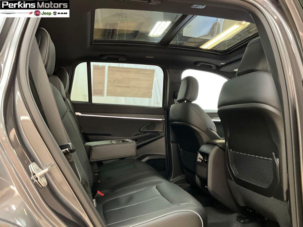 new 2025 Jeep Wagoneer S car, priced at $43,646