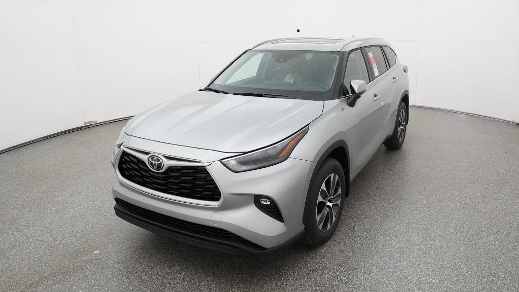 new 2025 Toyota Highlander car, priced at $46,921