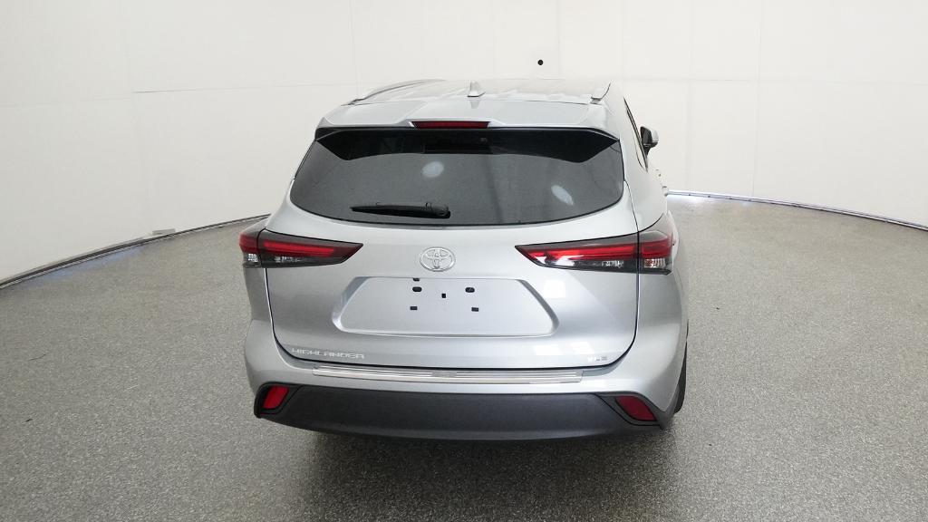 new 2025 Toyota Highlander car, priced at $46,921