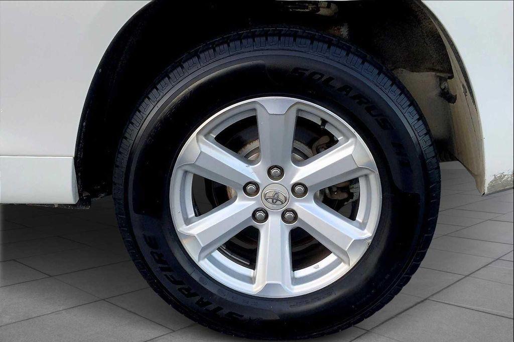 used 2010 Toyota Highlander car, priced at $4,236