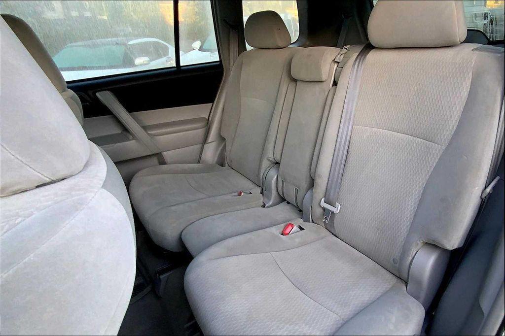 used 2010 Toyota Highlander car, priced at $4,236