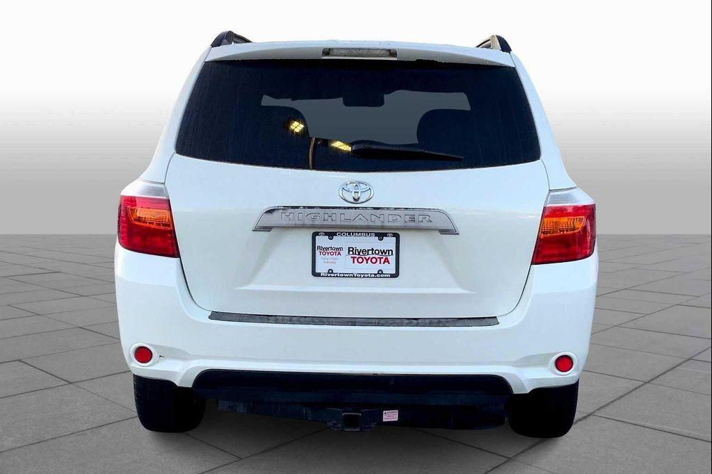 used 2010 Toyota Highlander car, priced at $4,236