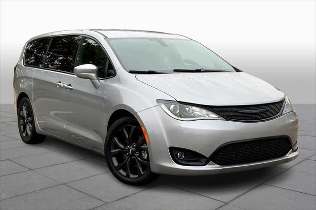 used 2018 Chrysler Pacifica car, priced at $18,615