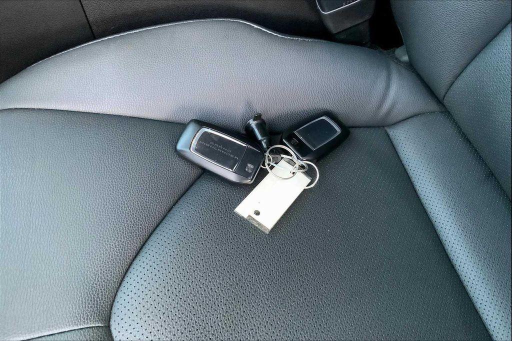 used 2024 Toyota Grand Highlander car, priced at $39,914