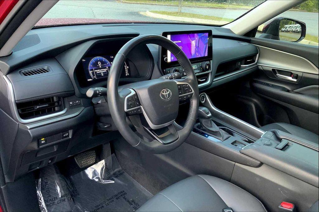 used 2024 Toyota Grand Highlander car, priced at $39,914