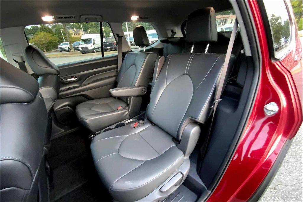 used 2024 Toyota Grand Highlander car, priced at $39,914