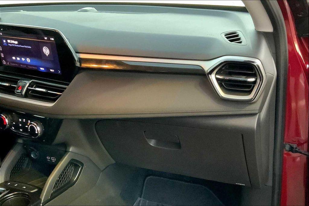 used 2025 Chevrolet TrailBlazer car, priced at $23,001
