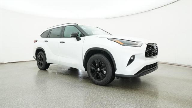 new 2024 Toyota Highlander Hybrid car, priced at $50,653