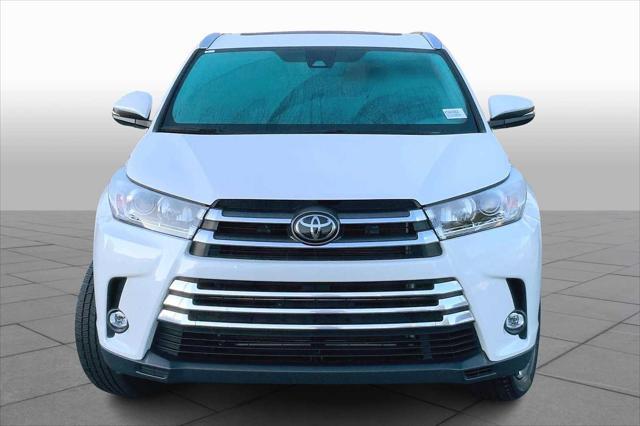 used 2019 Toyota Highlander car, priced at $33,293