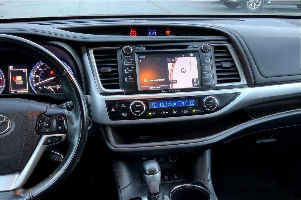 used 2018 Toyota Highlander car, priced at $23,221