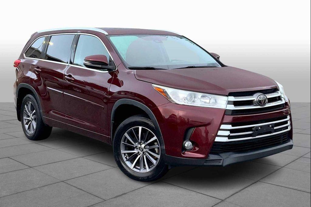 used 2018 Toyota Highlander car, priced at $23,221