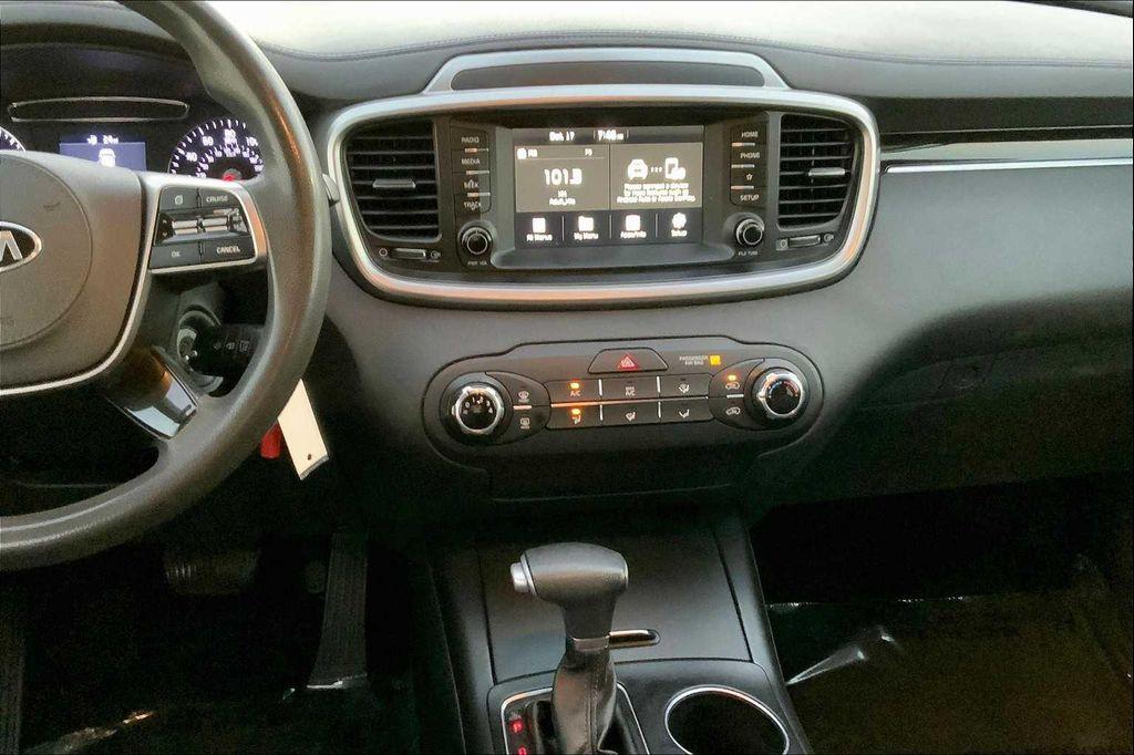 used 2020 Kia Sorento car, priced at $15,105