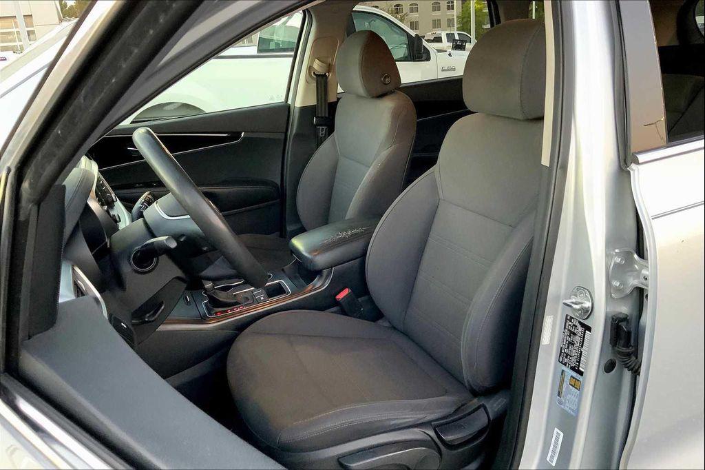 used 2020 Kia Sorento car, priced at $15,105
