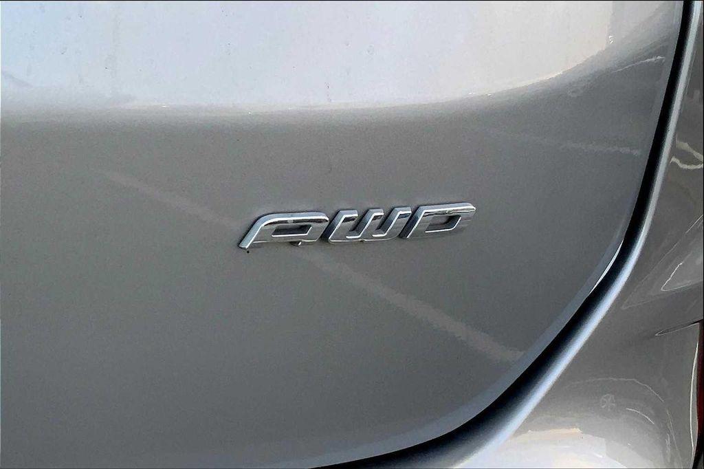 used 2022 Ford Edge car, priced at $20,032