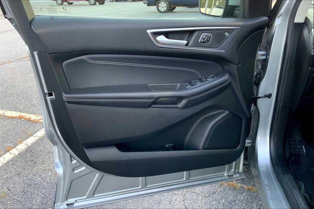 used 2022 Ford Edge car, priced at $20,032