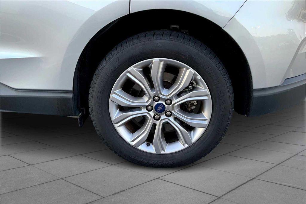 used 2022 Ford Edge car, priced at $20,032