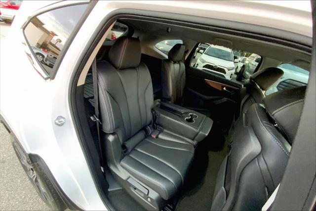 used 2022 Acura MDX car, priced at $38,869