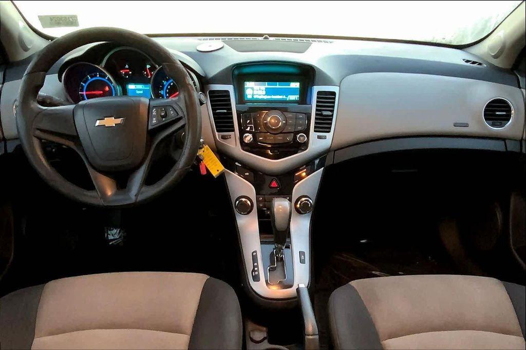 used 2016 Chevrolet Cruze Limited car, priced at $6,268