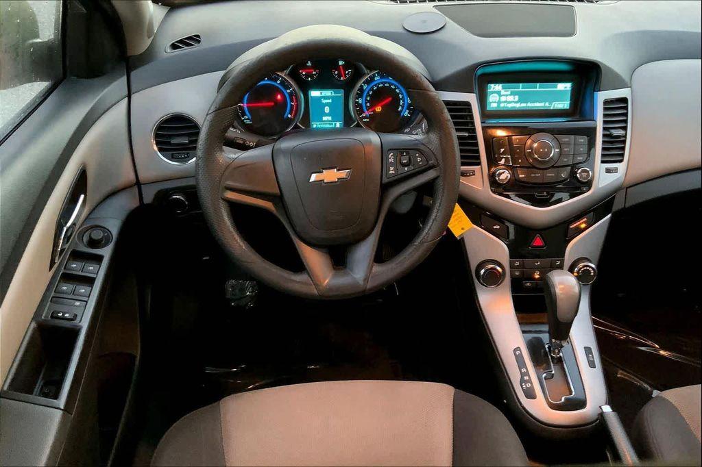 used 2016 Chevrolet Cruze Limited car, priced at $6,268