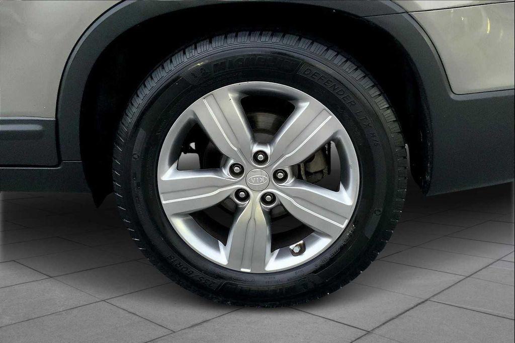 used 2013 Kia Sorento car, priced at $6,771