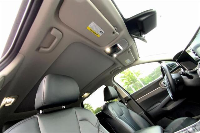 used 2021 Kia Sorento car, priced at $23,846