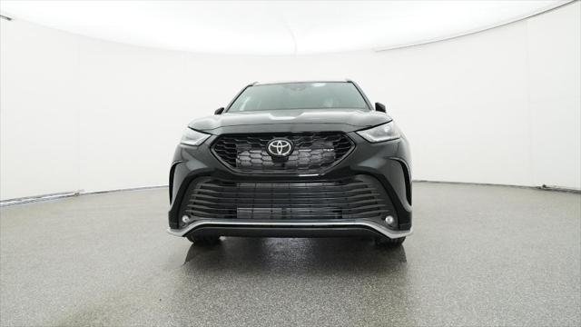 new 2025 Toyota Highlander car, priced at $51,081