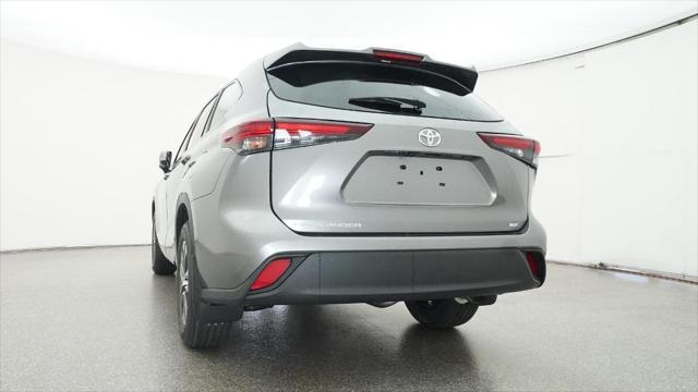new 2025 Toyota Highlander car, priced at $46,750