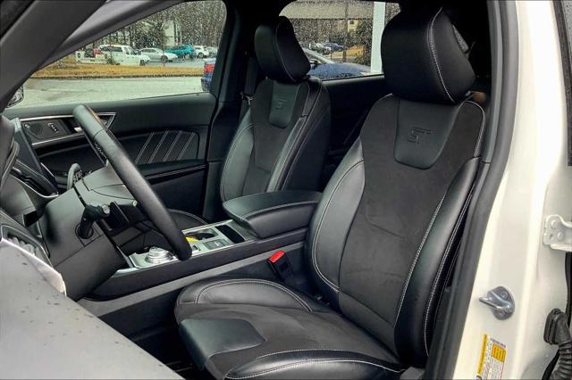 used 2023 Ford Edge car, priced at $32,867