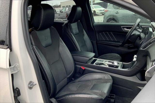 used 2023 Ford Edge car, priced at $32,867