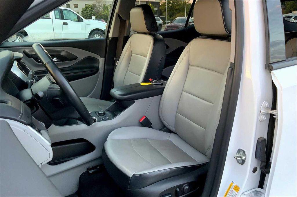 used 2023 GMC Terrain car, priced at $23,022