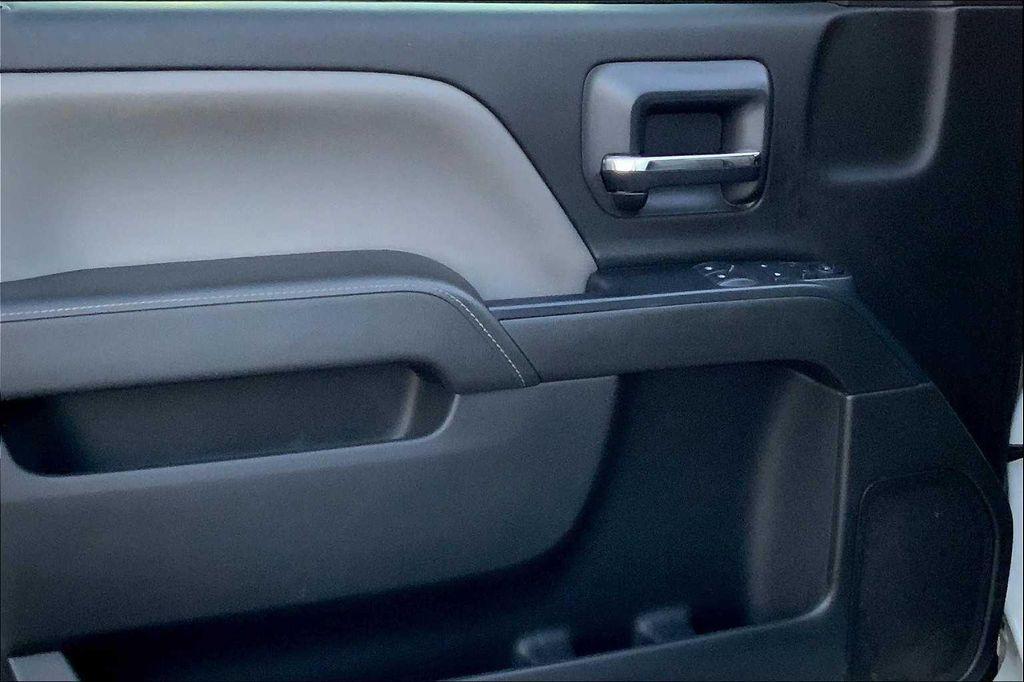 used 2015 GMC Sierra 1500 car, priced at $22,644