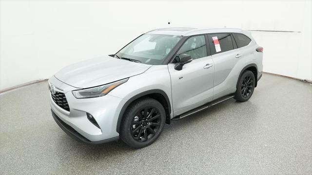 new 2025 Toyota Highlander car, priced at $49,564