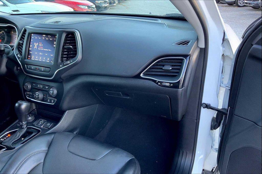 used 2023 Jeep Cherokee car, priced at $22,889