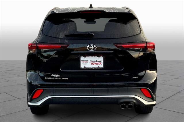 used 2024 Toyota Highlander car, priced at $43,899