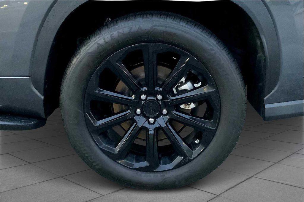 used 2023 Toyota Highlander car, priced at $38,561