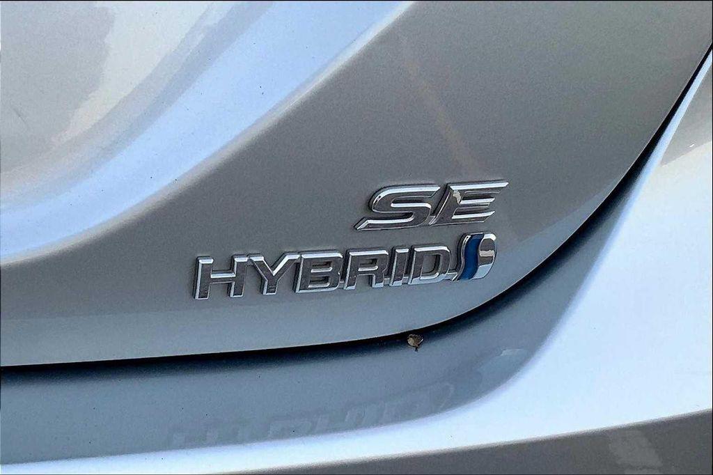 used 2019 Toyota Camry Hybrid car, priced at $20,388